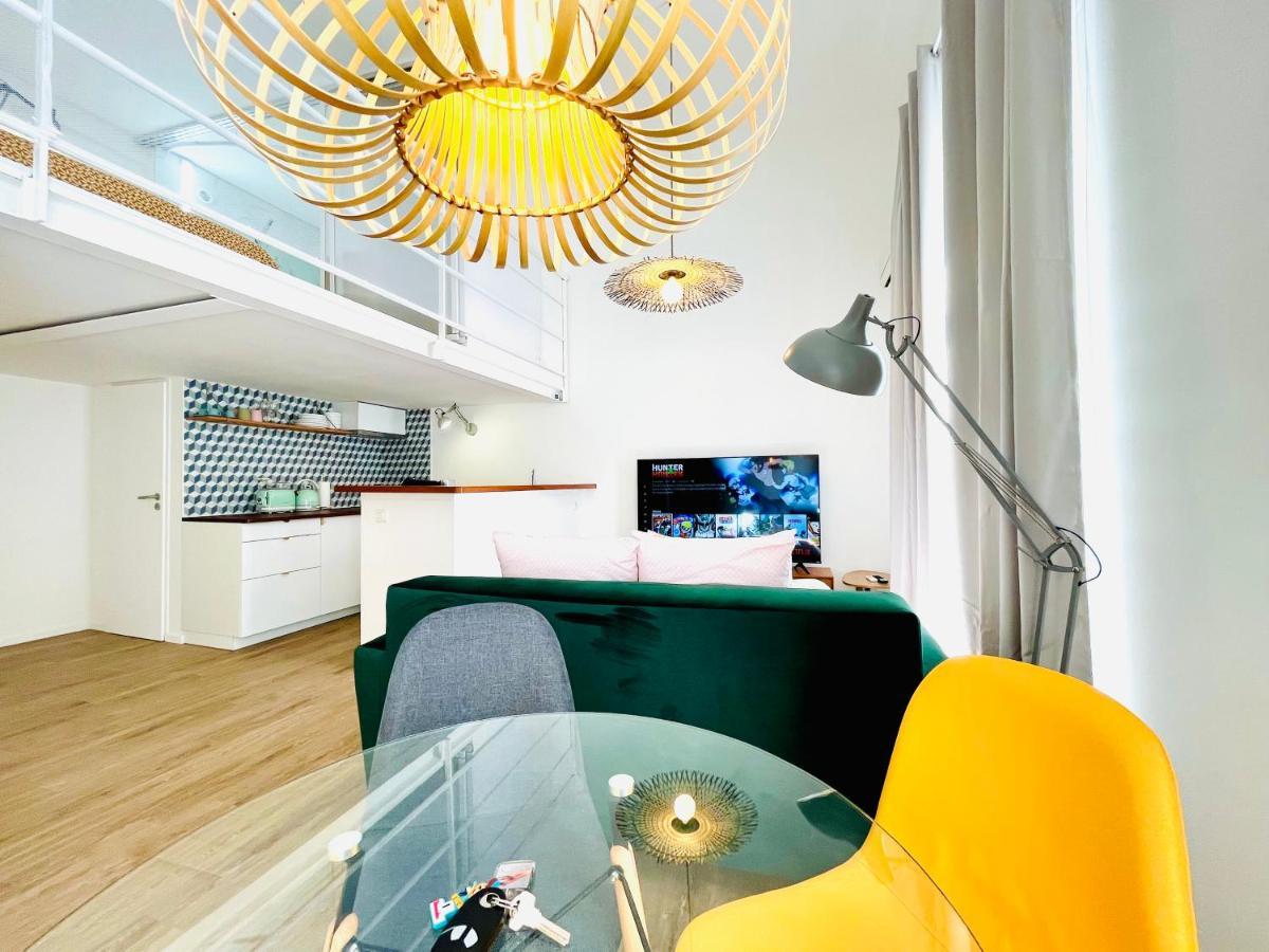 Duplex-Ceiling Height 1,9M-Free Private Parking-Self Check In !! Duplex Climatise-Hauteur Sous Plafond 1,9M-Parking Prive Gratuit-Arrivee Autonome !! 亞維農 外观 照片
