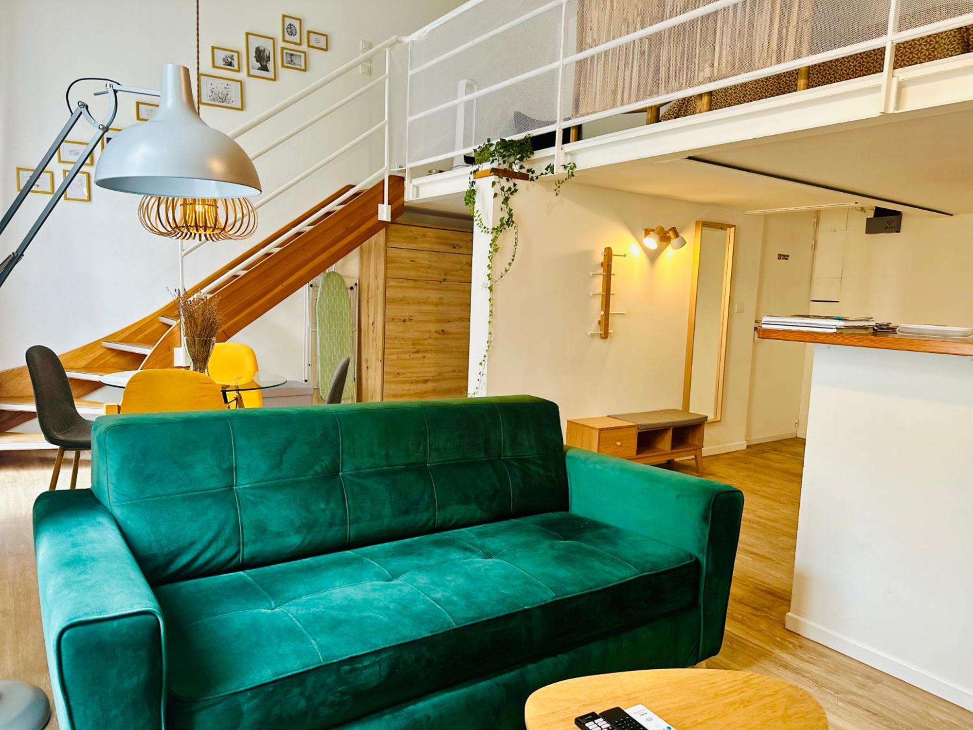 Duplex-Ceiling Height 1,9M-Free Private Parking-Self Check In !! Duplex Climatise-Hauteur Sous Plafond 1,9M-Parking Prive Gratuit-Arrivee Autonome !! 亞維農 外观 照片